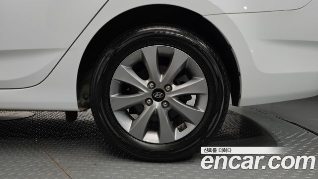 Hyundai Accent (New) 1.4 VVT Modern 2019 — фото 24