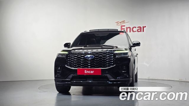 Ford Explorer (VI) 2.3 ST-Line 4WD 2025 — фото 3