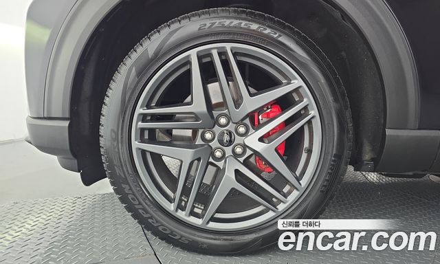 Ford Explorer (VI) 2.3 ST-Line 4WD 2025 — фото 5