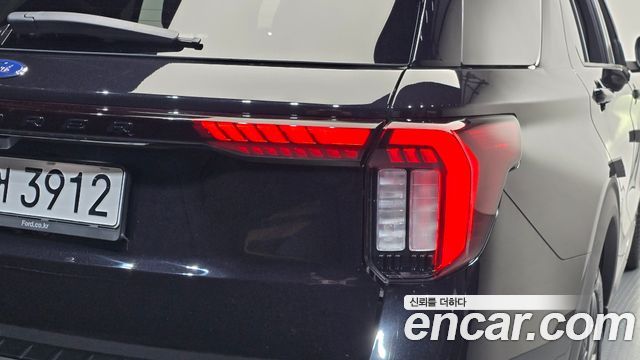 Ford Explorer (VI) 2.3 ST-Line 4WD 2025 — фото 23