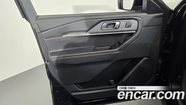 Ford Explorer (VI) 2.3 ST-Line 4WD 2025 — фото 24