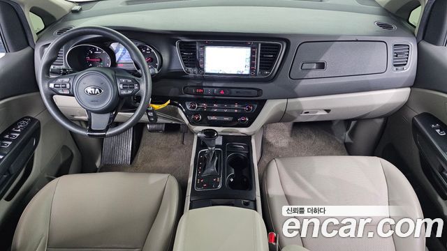 Kia Carnival 11-seater Deluxe 2015 — фото 7