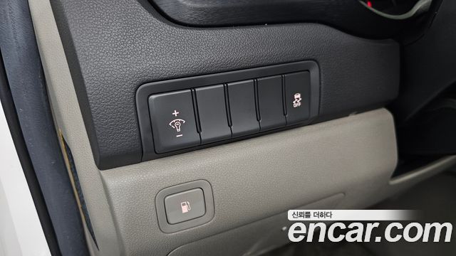 Kia Carnival 11-seater Deluxe 2015 — фото 14