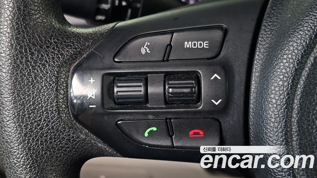 Kia Carnival 11-seater Deluxe 2015 — фото 17