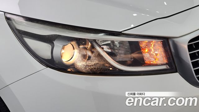 Kia Carnival 11-seater Deluxe 2015 — фото 22