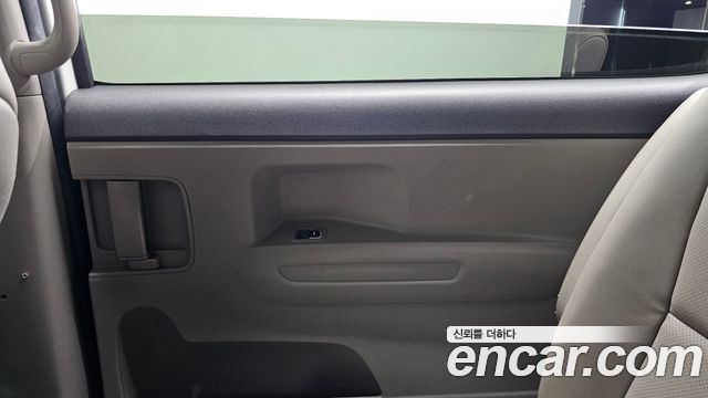 Kia Carnival 11-seater Deluxe 2015 — фото 25
