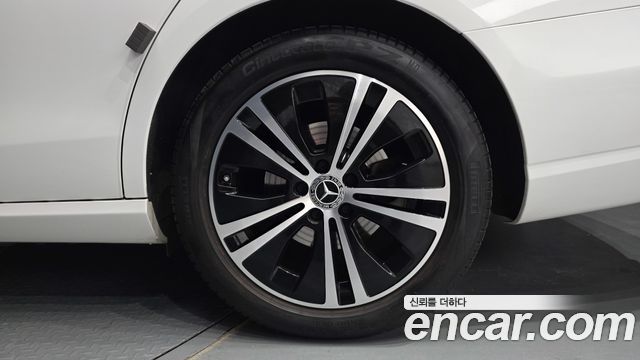 Mercedes-Benz E-Class (W213) E250 Avantgarde 2021 — фото 21