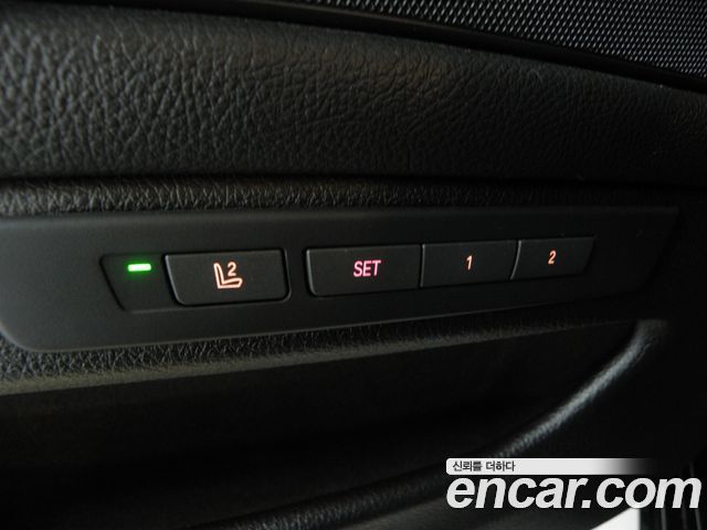 BMW 5 Series (F10) 520d Luxury Plus 2015 — фото 16