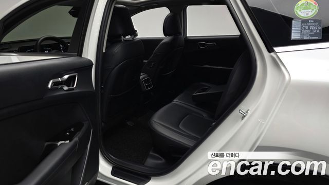 Kia Sportage (V) Gasoline 1.6 Turbo 2WD Nobleless 2022 — фото 26