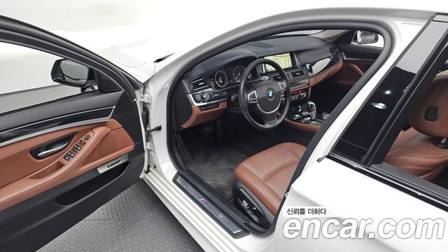 BMW 5 Series (F10) 520d M Aero Dynamic 2016 — фото 15