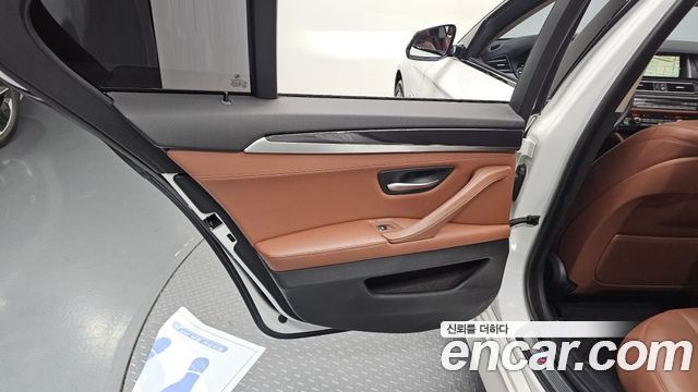 BMW 5 Series (F10) 520d M Aero Dynamic 2016 — фото 31