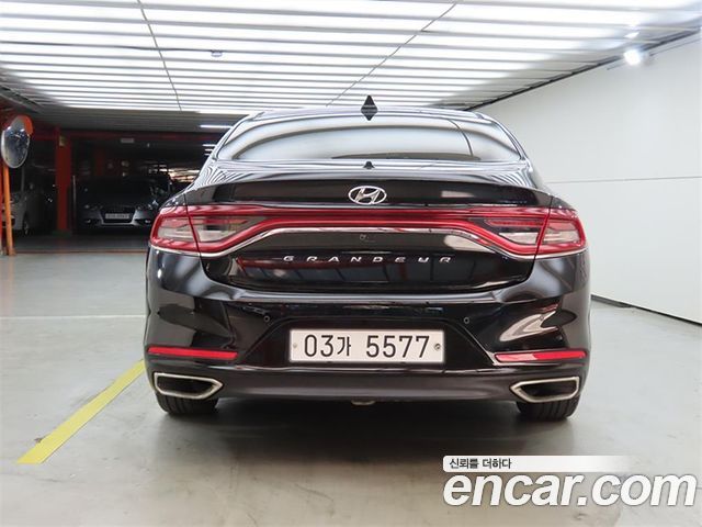 Hyundai Grandeur (IG) 2.4 Premium 2018 — фото 3