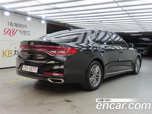 Hyundai Grandeur (IG) 2.4 Premium 2018 — фото 4