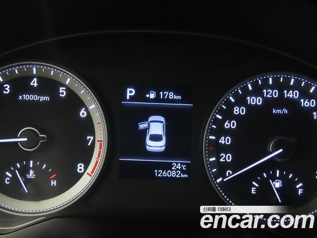 Hyundai Grandeur (IG) 2.4 Premium 2018 — фото 8