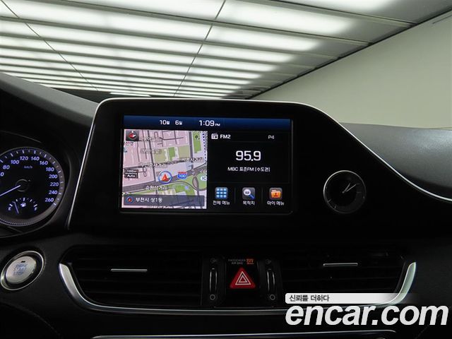 Hyundai Grandeur (IG) 2.4 Premium 2018 — фото 18