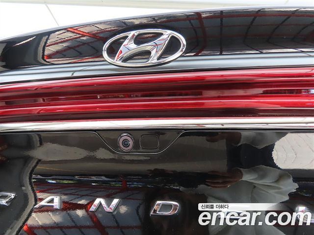 Hyundai Grandeur (IG) 2.4 Premium 2018 — фото 21