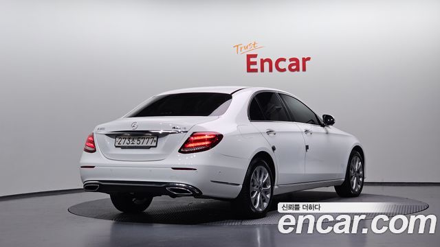 Mercedes-Benz E-Class (W213) E300 4MATIC Exclusive 2020 — фото 2