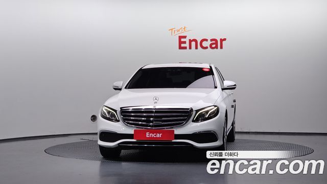 Mercedes-Benz E-Class (W213) E300 4MATIC Exclusive 2020 — фото 3