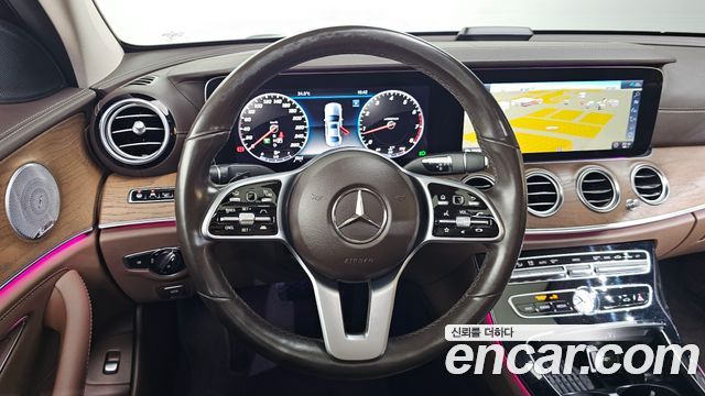 Mercedes-Benz E-Class (W213) E300 4MATIC Exclusive 2020 — фото 13