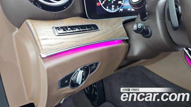 Mercedes-Benz E-Class (W213) E300 4MATIC Exclusive 2020 — фото 27