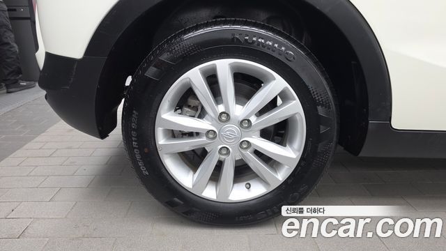 KG Mobility (SsangYong) Tivoli VX 2WD 2016 — фото 5