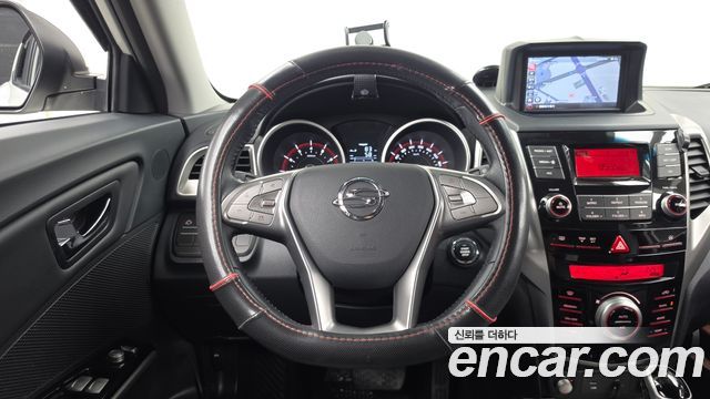 KG Mobility (SsangYong) Tivoli VX 2WD 2016 — фото 13