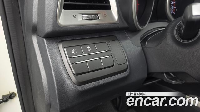 KG Mobility (SsangYong) Tivoli VX 2WD 2016 — фото 19
