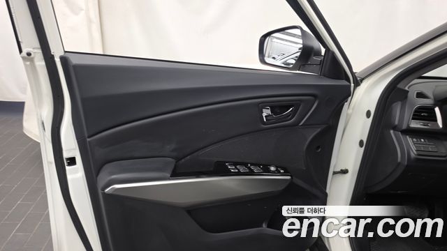 KG Mobility (SsangYong) Tivoli VX 2WD 2016 — фото 24