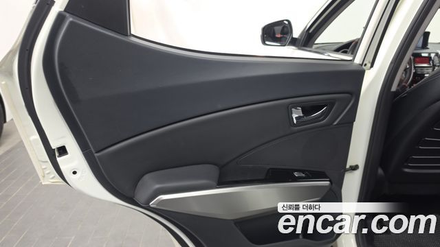KG Mobility (SsangYong) Tivoli VX 2WD 2016 — фото 25