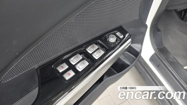 KG Mobility (SsangYong) Tivoli VX 2WD 2016 — фото 30