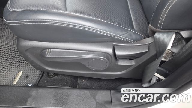 KG Mobility (SsangYong) Tivoli VX 2WD 2016 — фото 31