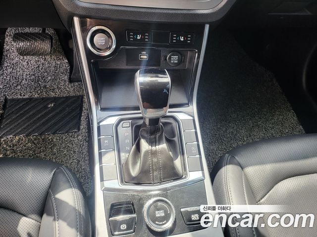 KG Mobility (SsangYong) Beautiful Korando Gasoline 1.5 2WD C5 Plus 2021 — фото 18