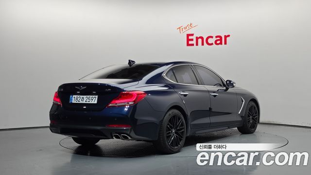 Genesis G70 2.0T Advanced 2018 — фото 2