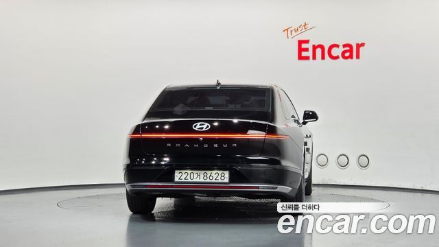 Hyundai Grandeur Hybrid (GN7) Premium 2023 — фото 4