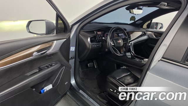 Cadillac XT6 3.6 Sport 2020 — фото 10