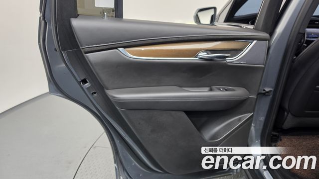 Cadillac XT6 3.6 Sport 2020 — фото 25