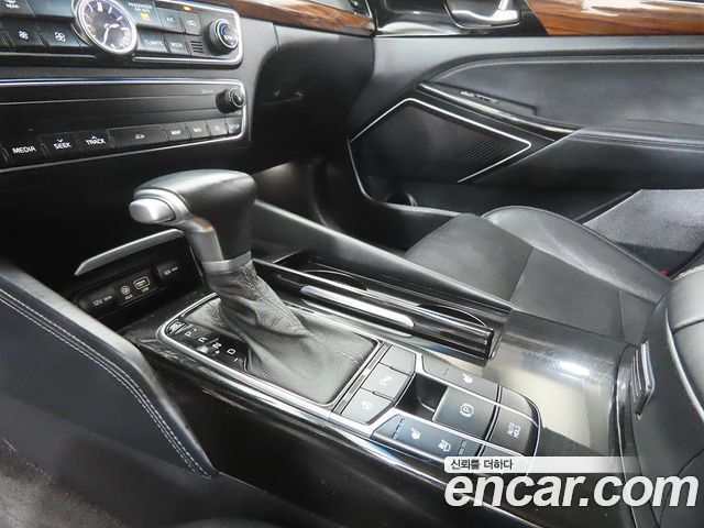 Kia K7 2.4 GDI Limited 2017 — фото 15