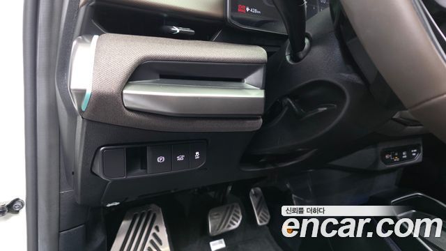 Kia EV4 Standard 2WD Earth 2026 — фото 17