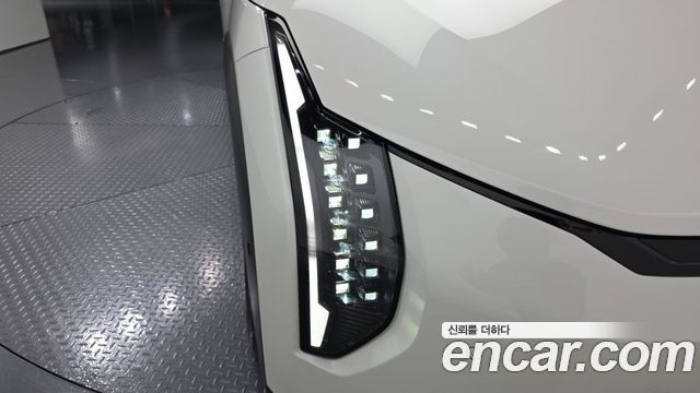 Kia EV4 Standard 2WD Earth 2026 — фото 22