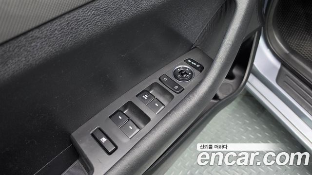 Hyundai Sonata (LF) LPI Premium Special 2015 — фото 27
