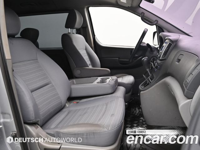 Hyundai Grand Starex Wagon 12-Seater Style 2019 — фото 10