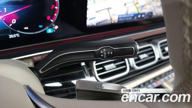 Mercedes-Benz GLS-Class (X167) Maybach GLS600 4MATIC Manufakur 2024 — фото 9