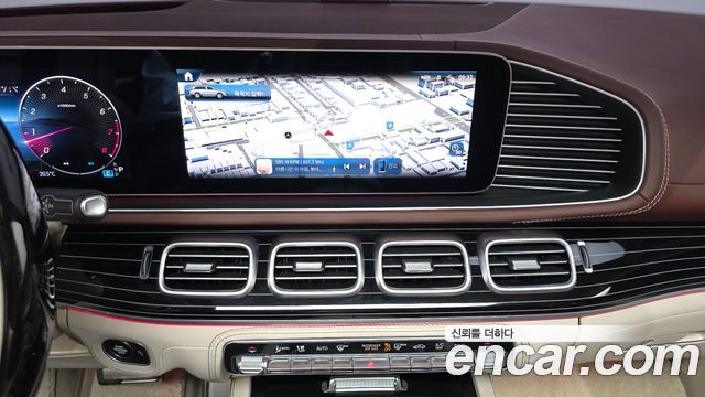 Mercedes-Benz GLS-Class (X167) Maybach GLS600 4MATIC Manufakur 2024 — фото 14
