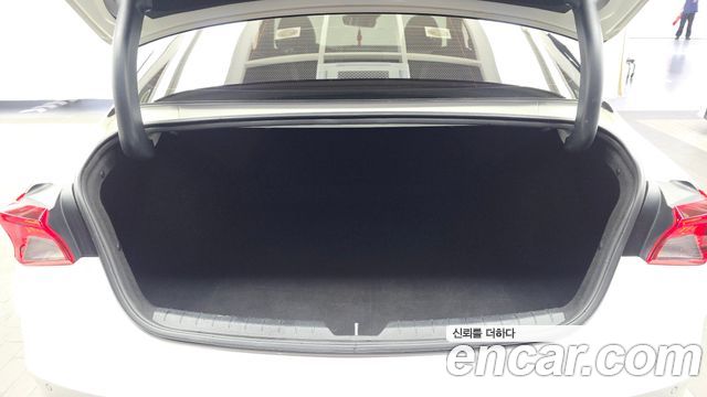 Kia K5 (III) 2.0 Trendy 2021 — фото 20