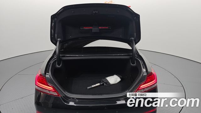 Genesis G70 2.0T Supreme 2018 — фото 20