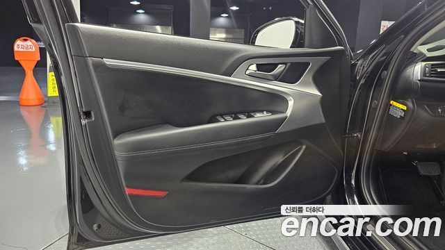 Genesis G70 2.0T Supreme 2018 — фото 24