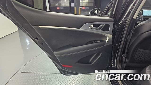 Genesis G70 2.0T Supreme 2018 — фото 25
