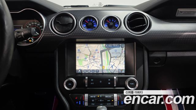 Ford Mustang GT Coupe 2019 — фото 12