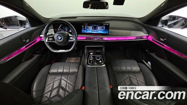 BMW 7 Series (G70) 740i xDrive M Sport Limited 2024 — фото 7