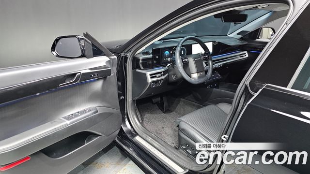 Hyundai Grandeur (GN7) 2,5 Gasoline 2WD Calligraphy 2023 — фото 10